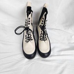 Circus by Sam Edelman BRADLEY White/Black Round Toe Lace Up Lug Sole Booties, 10
